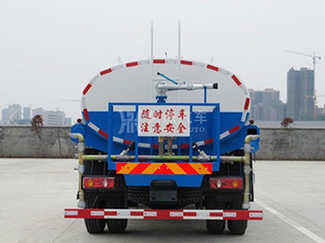 12噸(12方)東風(fēng)御虎綠化灑水車(chē)廠(chǎng)家價(jià)格4
