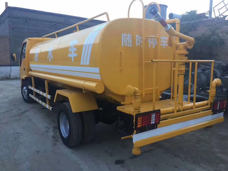 5噸慶鈴五十鈴二手灑水車4