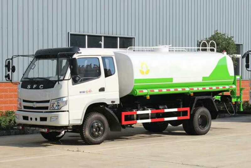 8方灑水車廠家_時(shí)風(fēng)9方不上戶綠化灑水車廠家價(jià)格3