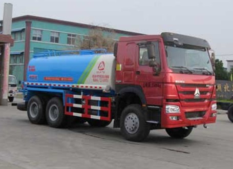 重汽豪沃18方綠化灑水車廠家價(jià)格4