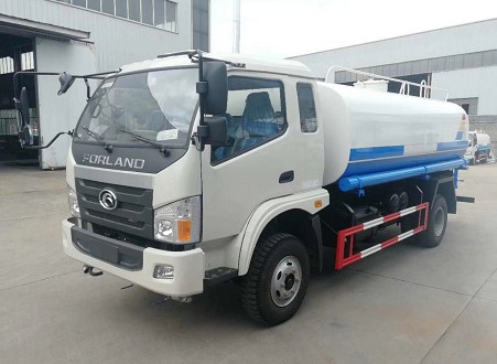8方灑水車上什么牌照_福田瑞沃9噸綠化灑水車廠家價(jià)格2