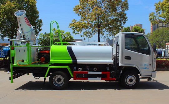 凱馬2噸藍(lán)牌綠化灑水車廠家價格2