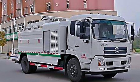 東風天錦太陽能光伏板清洗車圖片 東風天錦太陽能光伏板清洗車圖片