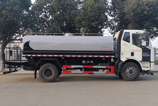 國六14方解放J6灑水車圖片 國六14方解放J6灑水車圖片