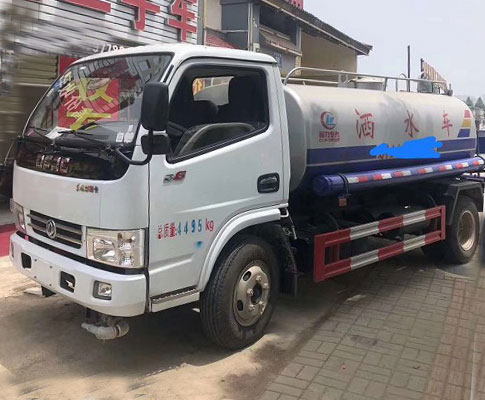 二手帶手續(xù)隨州牌6方灑水車(chē) 二手帶手續(xù)隨州牌6方灑水車(chē)