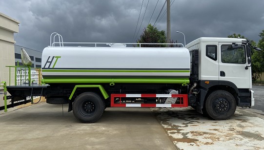 國六15方東風華神T5灑水車圖片 國六15方東風華神T5灑水車圖片