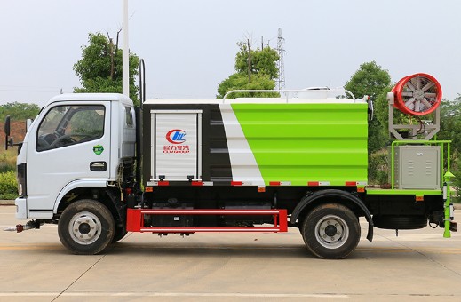 國(guó)六東風(fēng)福瑞卡5噸藍(lán)牌抑塵車(chē) 國(guó)六東風(fēng)福瑞卡5噸藍(lán)牌抑塵車(chē)