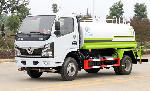 國(guó)六5噸東風(fēng)小福瑞卡灑水車(chē)圖片 國(guó)六5噸東風(fēng)小福瑞卡灑水車(chē)圖片