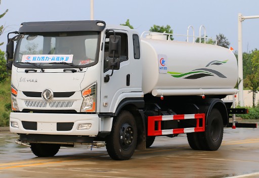 國六12噸東風(fēng)專底D1L灑水車圖片 國六12噸東風(fēng)專底D1L灑水車圖片