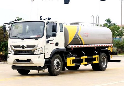 國(guó)六15方福田瑞沃ES7灑水車圖片 國(guó)六15方福田瑞沃ES7灑水車圖片