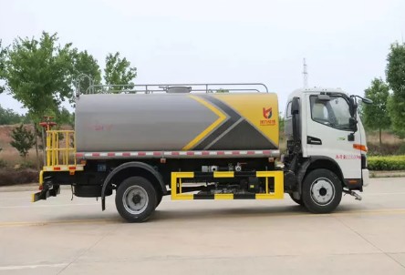 國(guó)六8-10噸江淮駿鈴灑水車圖片 國(guó)六8-10噸江淮駿鈴灑水車圖片