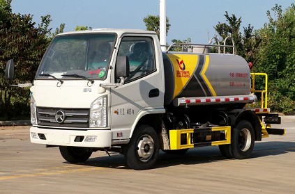 藍牌灑水車圖片_國六2.5方凱馬藍牌綠化灑水車廠家價格4