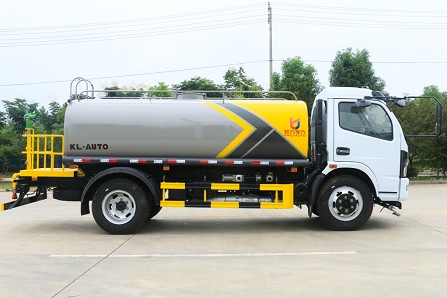 10方灑水車價格報價_國六10噸東風福瑞卡綠化灑水車廠家價格2