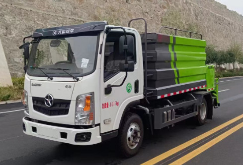 大運銳勝藍牌灑水車 大運銳勝藍牌灑水車